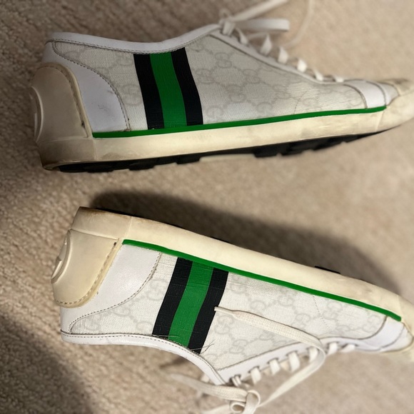 Men’s Gucci Shoes - Picture 2 of 9